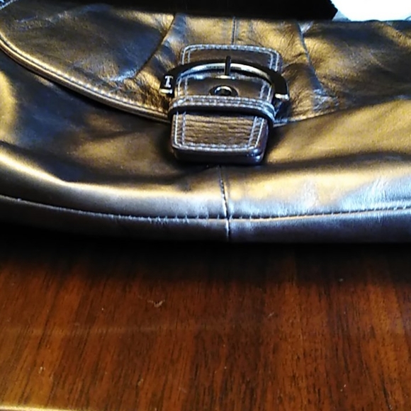 Coach - Picture 9 of 9